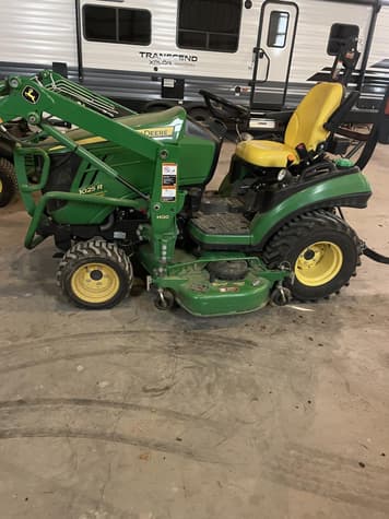 Main image John Deere 1025R