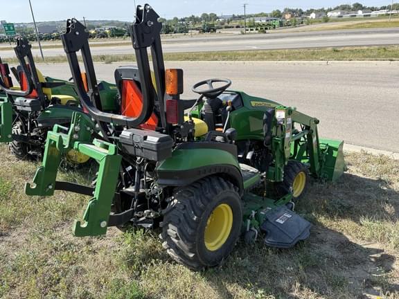 Image of John Deere 1025R equipment image 4