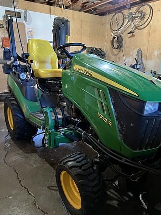 Image of John Deere 1025R Image 0