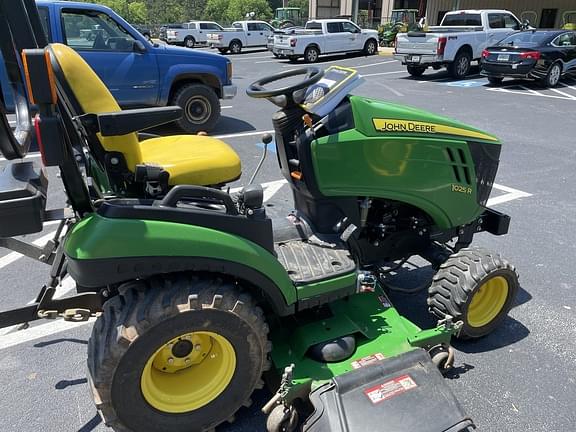 Image of John Deere 1025R Image 1