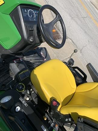 Image of John Deere 1025R equipment image 3