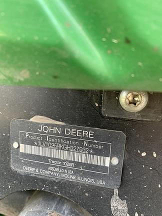 Image of John Deere 1025R equipment image 3