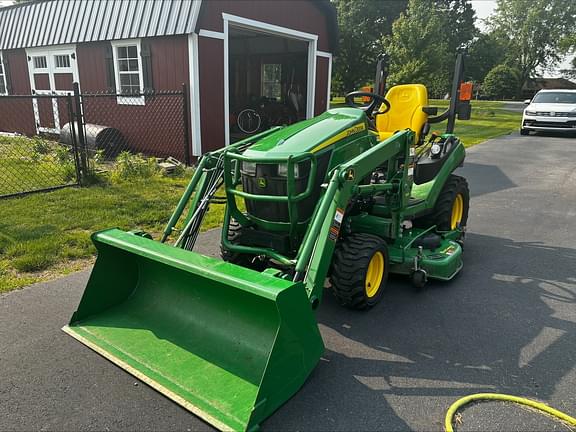 Image of John Deere 1025R equipment image 3