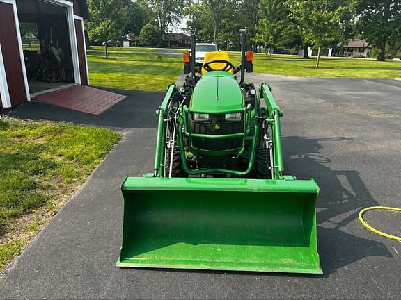 Image of John Deere 1025R equipment image 2