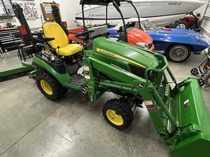 2015 John Deere 1025R Image