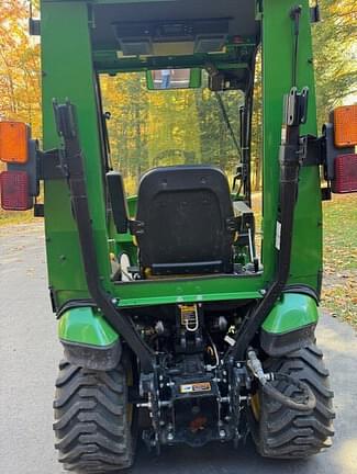 Image of John Deere 1025R equipment image 3