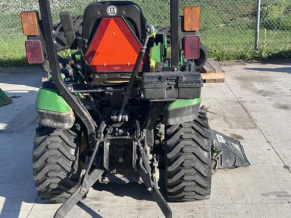 Image of John Deere 1025R equipment image 3