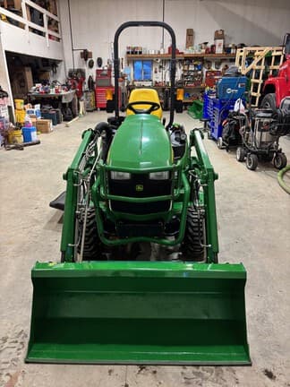 Image of John Deere 1025R equipment image 3