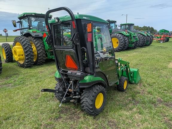 Image of John Deere 1025R equipment image 4