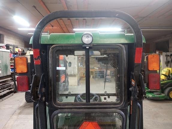 Image of John Deere 1025R equipment image 4