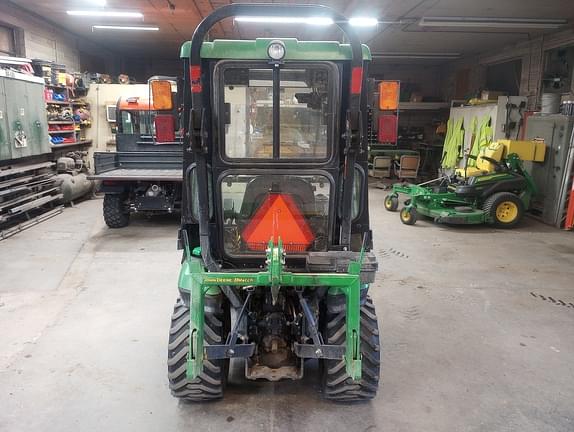 Image of John Deere 1025R equipment image 3