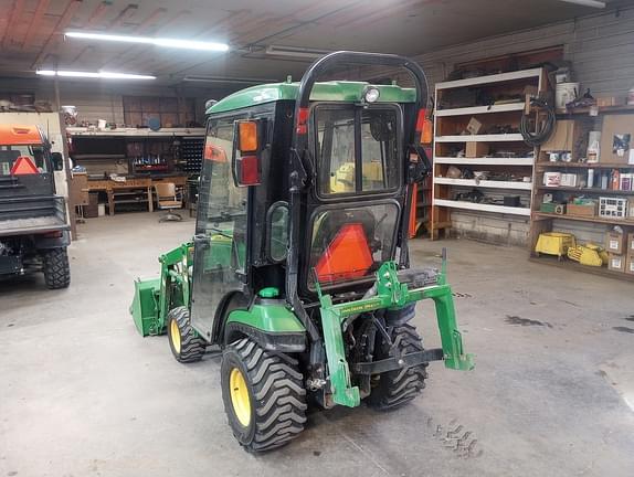 Image of John Deere 1025R equipment image 2