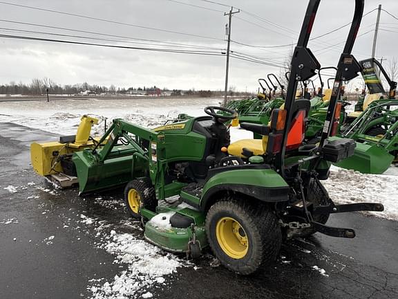 Image of John Deere 1025R equipment image 2