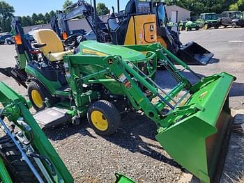 2015 John Deere 1025R Equipment Image0