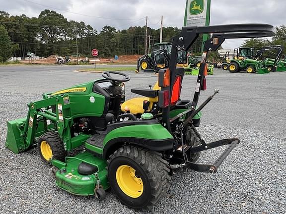 Image of John Deere 1025R equipment image 3