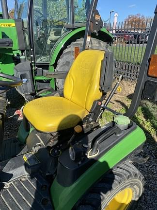 Image of John Deere 1025R equipment image 3