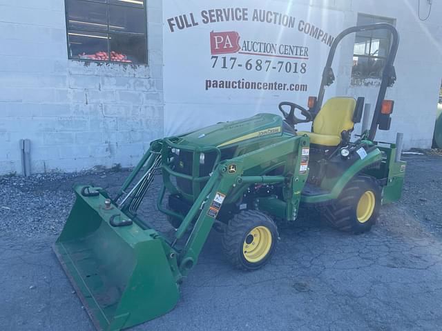 Image of John Deere 1025R equipment image 1