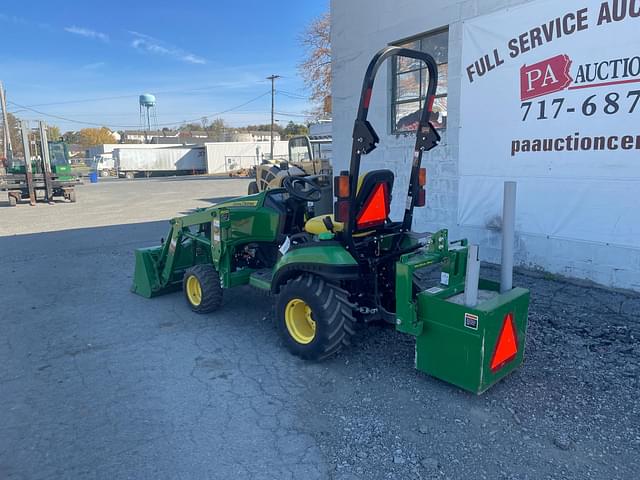 Image of John Deere 1025R equipment image 2