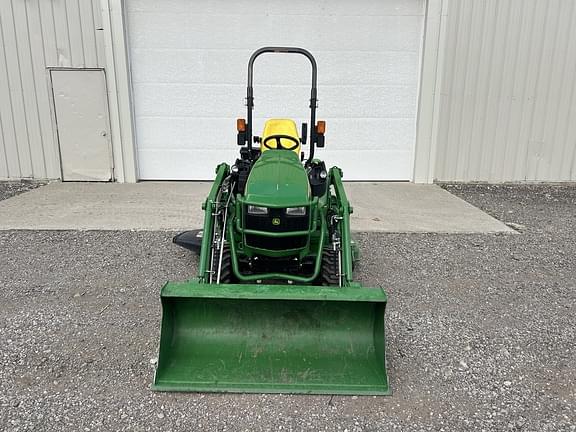 Image of John Deere 1025R equipment image 1