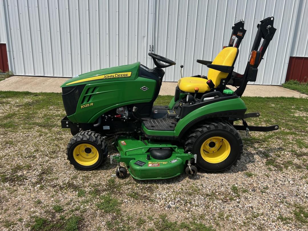 Image of John Deere 1025R Primary image