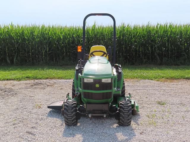 Image of John Deere 1025R equipment image 2