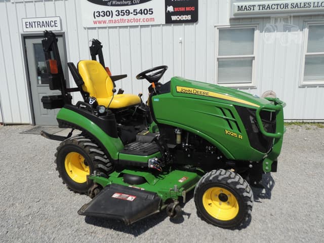 Image of John Deere 1025R equipment image 2