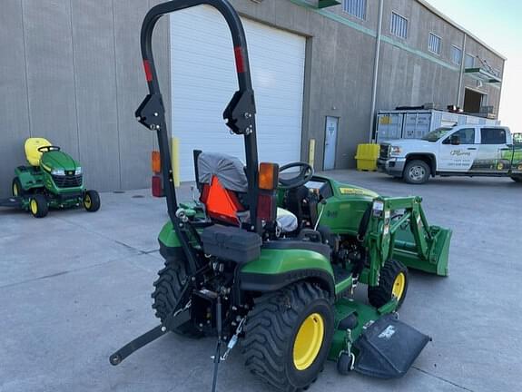 Image of John Deere 1025R equipment image 2