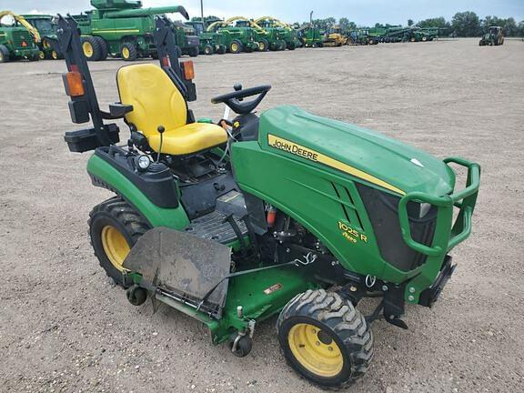 Image of John Deere 1025R equipment image 3