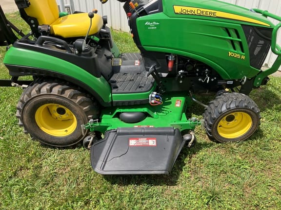 Main image John Deere 1025R