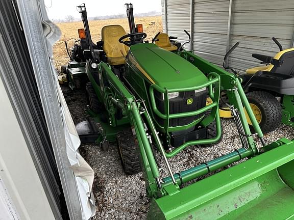 Image of John Deere 1025R equipment image 2