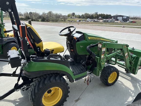 Image of John Deere 1025R equipment image 1