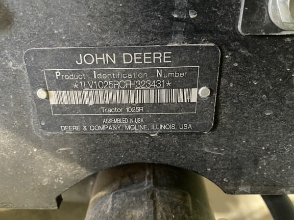 Image of John Deere 1025R equipment image 1