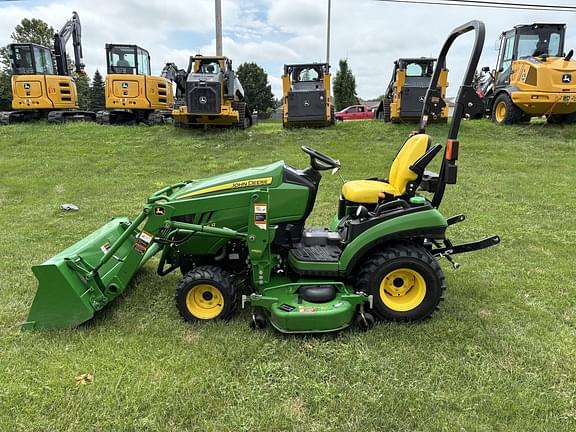 Image of John Deere 1025R equipment image 3
