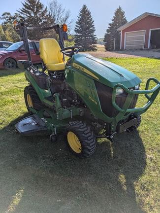 Image of John Deere 1025R equipment image 3