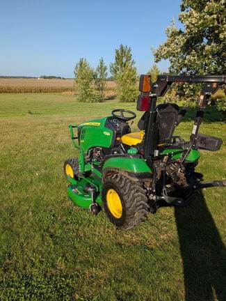 Image of John Deere 1025R equipment image 1