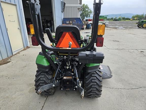 Image of John Deere 1025R equipment image 2