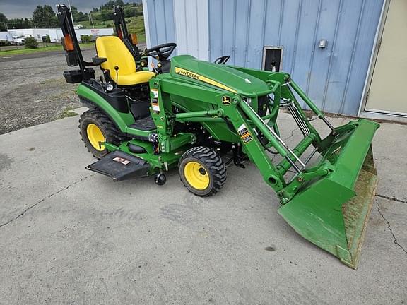 Image of John Deere 1025R equipment image 4