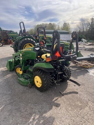 Image of John Deere 1025R equipment image 3