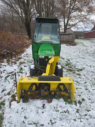 Image of John Deere 1025R equipment image 4
