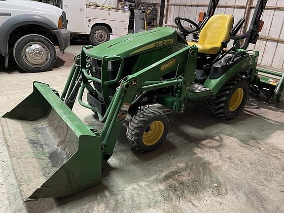 Image of John Deere 1025R Primary image
