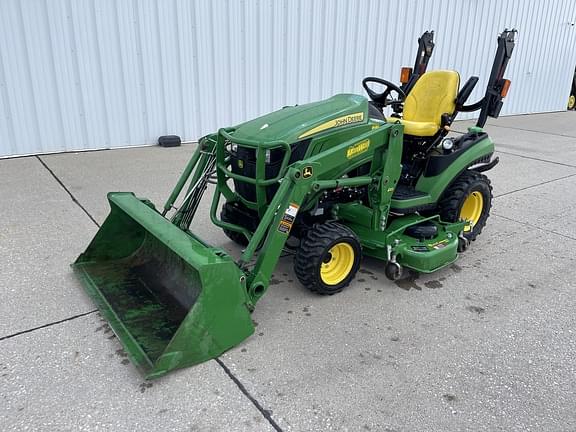 Image of John Deere 1025R equipment image 4