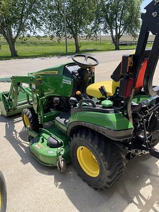 Image of John Deere 1025R equipment image 3