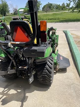 Image of John Deere 1025R equipment image 4