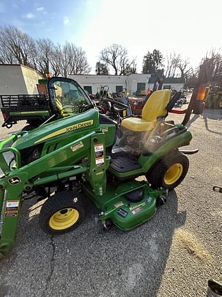 Image of John Deere 1025R equipment image 2