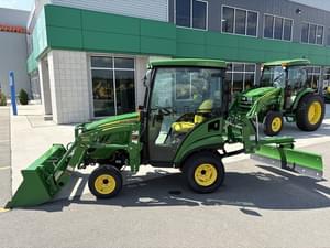 2015 John Deere 1025R Image