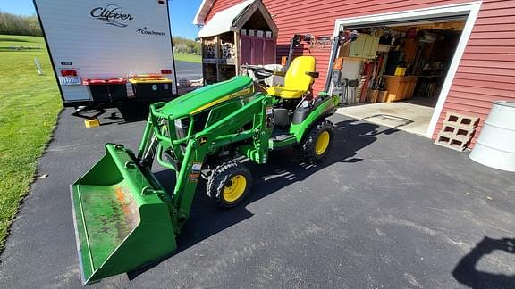 Image of John Deere 1025R equipment image 1