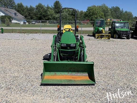 Image of John Deere 1025R equipment image 3