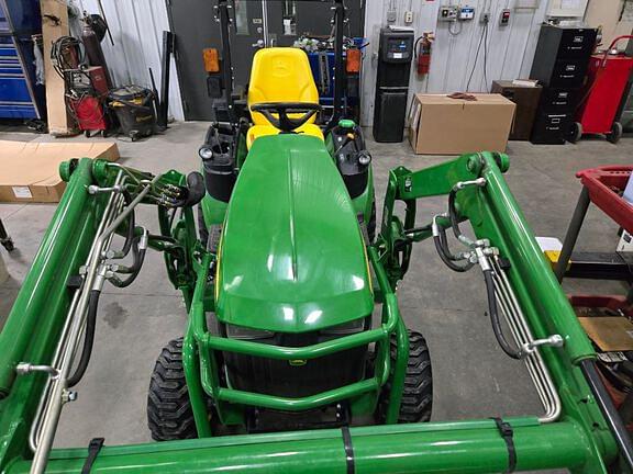 Image of John Deere 1025R equipment image 4