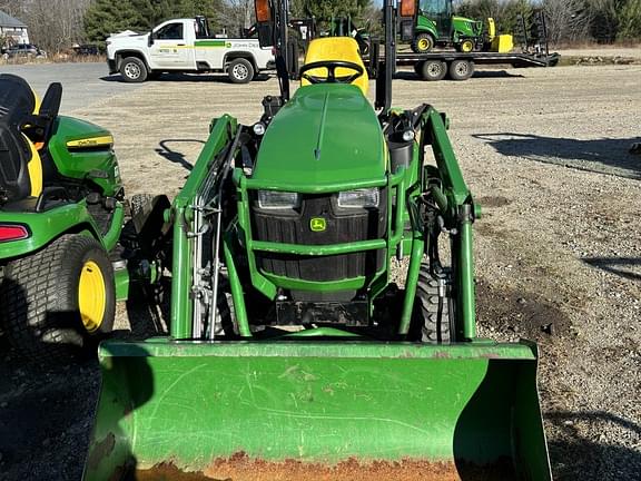 Image of John Deere 1025R equipment image 4