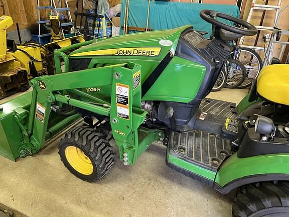 Image of John Deere 1025R Primary image